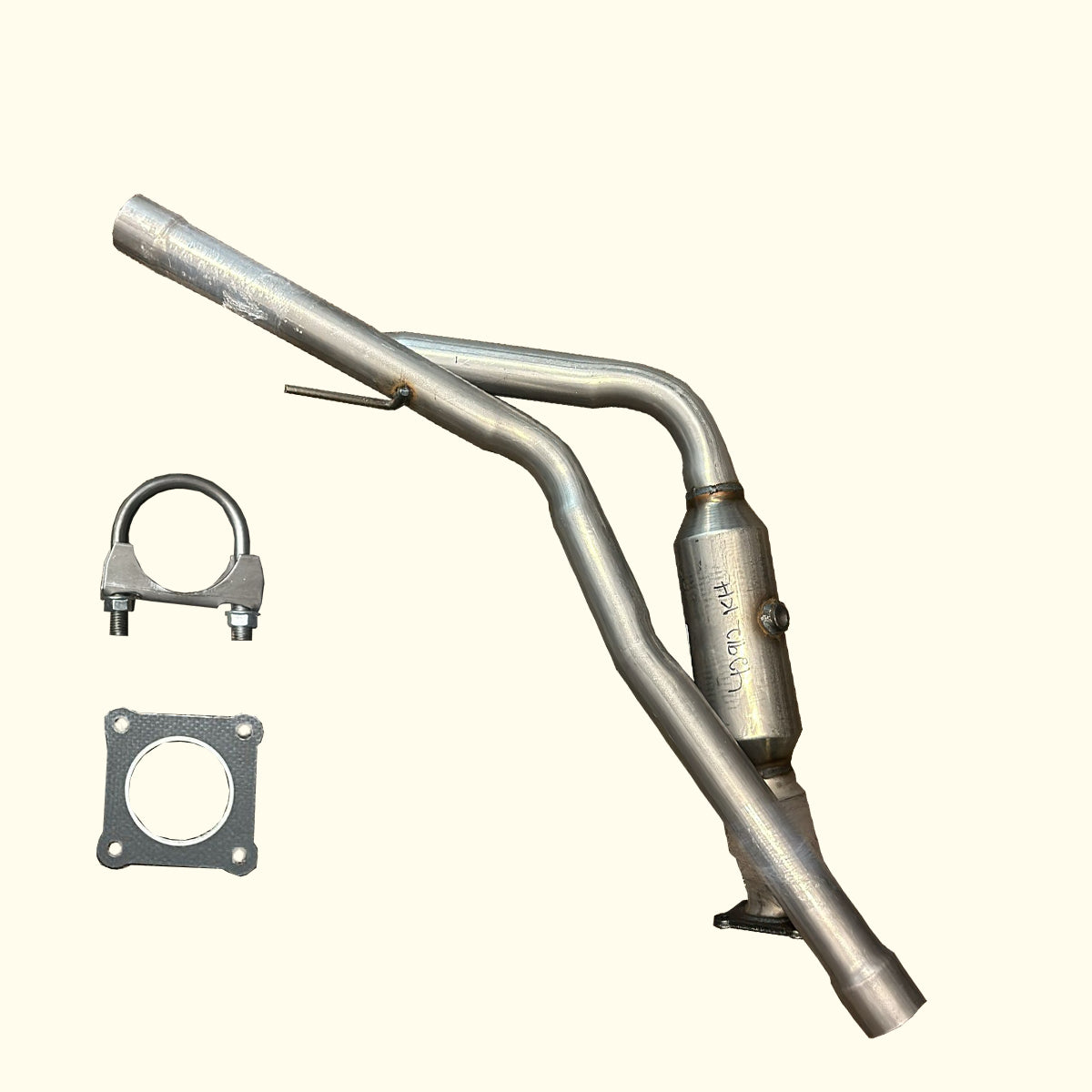 KE EXHAUST 42912-KE Exhaust Catalytic Converter with Pipe Fits: Chrysler Town&Country 3.3L3.8L 2008-2010|Dodge Caravan 3.3L3.8L 2008-2010|Volkswagen Routan 3.8L2009-2010